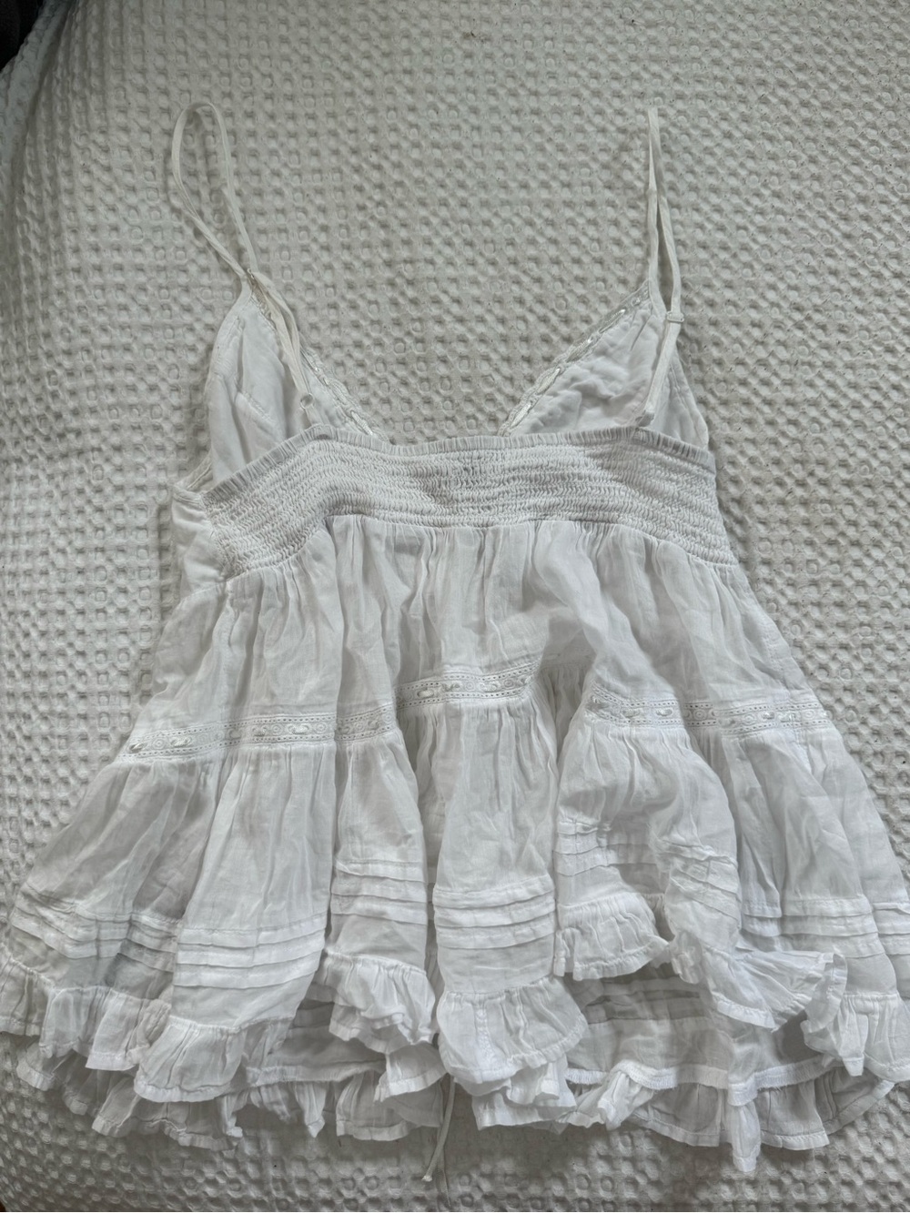 White Lightweight Cotton Spaghetti-Strap Tiered Tank Top - Picture 2 of 4